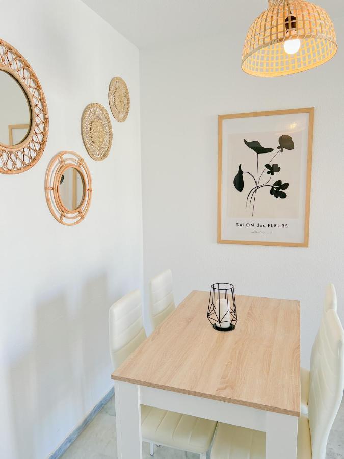 Cozy Apartment With Pool توريمولينوس المظهر الخارجي الصورة